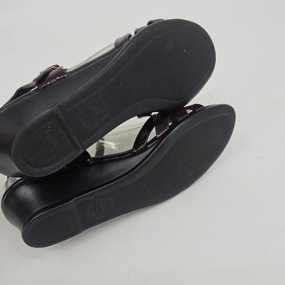 SAS Strippy Patent Leather Wedge Sandals in a wine/burgundy Red women's Size 7 M